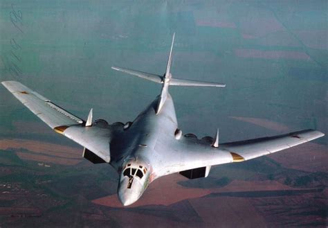 图-95(Tu-95) 战略轰炸机 图片库 - 爱空军 iAirForce