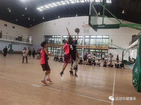 邯郸职业技术学院篮球比赛赛况激烈-运动与健康系