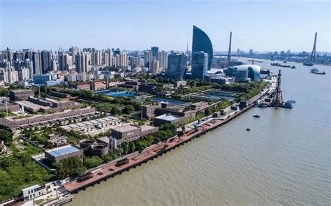 杨浦滨江打造一条有“心跳”的岸线，让“生活秀带”呼应百姓期待，让人在城市“诗意地栖居”