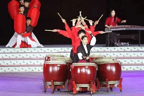 河北省第十九届中学生运动会鼓乐队表演