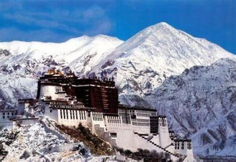 布达拉宫,拉萨冬季旅游,去拉萨旅游攻略,去拉萨注意事项,去拉萨需要准备什么-四川成都中旅川藏线专业网