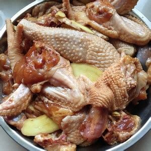 【最对胃口的高压锅焖鸡的做法步骤图】殊z戀_下厨房