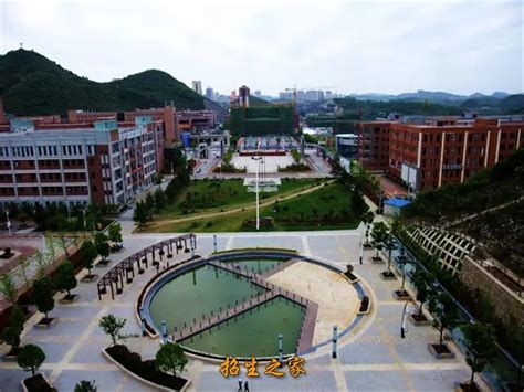 贵州轻工职业技术学院校区建设发展各阶段留影-贵州轻工职业技术学院