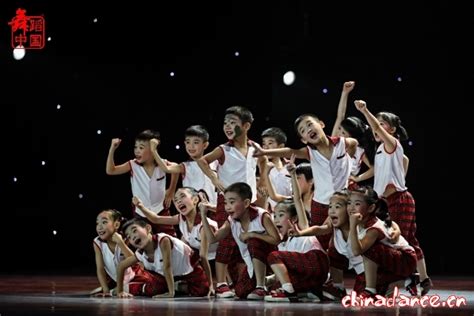 第七届全国电视舞蹈大赛少儿组《我们刚上一年级》 - 舞蹈图片 - Powered by Discuz!