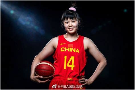 李月汝女篮个人资料简介，FIBA国际篮联赞李月汝是中国女篮最大 ...