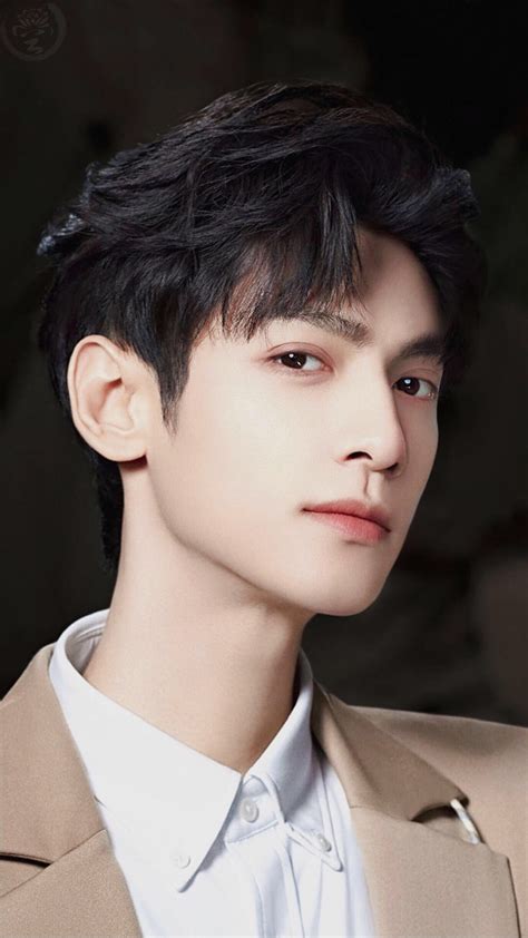 罗云熙壁纸图片