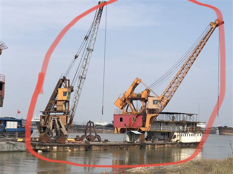 明法船厂“宏泰浮吊”起重船下水 - 在建新船 - 国际船舶网