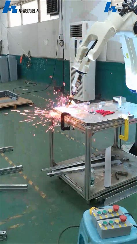 自动焊接设备-焊接机器人视频-自动焊接机械手臂