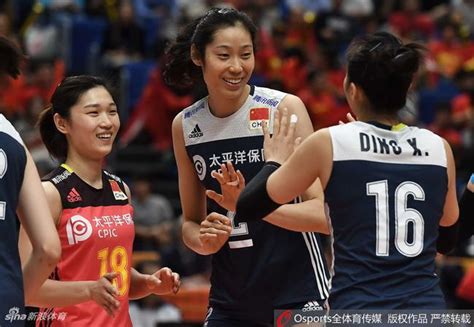 中国女排历届世锦赛：2次夺冠3次亚军 今年首摘铜_手机新浪网