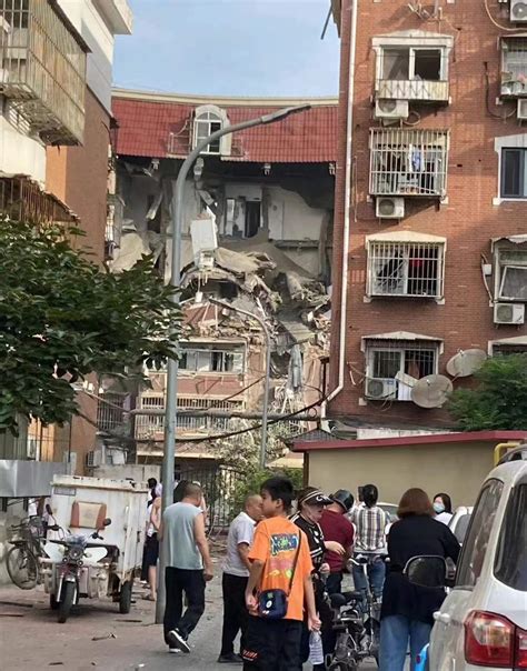 天津河北区某商店突发爆炸 有人员受伤