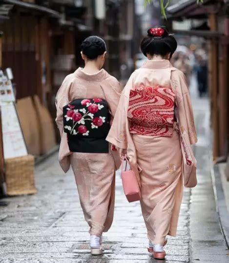 和服女 日本和服浴衣正装 红色樱花和服全套 秋冬材质-阿里巴巴