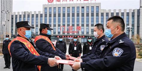 亳州市首个高校义警工作站成立凤凰网安徽_凤凰网