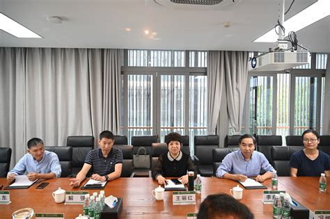 三亚研究院 机构要闻 河南省现代种业公司领导一行莅临三亚研究院参观考察