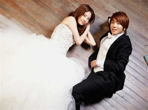 《我们结婚了》“红薯夫妇”少女时代徐贤和CNBlue郑容和 婚纱摄影（组图） : KpopStarz娱乐
