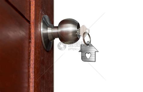 男手拿着房子钥匙的裁剪图像高清图片下载-正版图片507531451-摄图网
