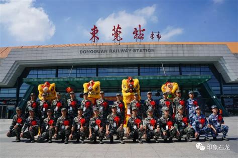 解放军驻港部队祝全体香港市民新春快乐_凤凰网视频_凤凰网