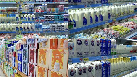 沪上家电卖场开卖奶粉 大片区域十分抢眼[图]_新浪新闻