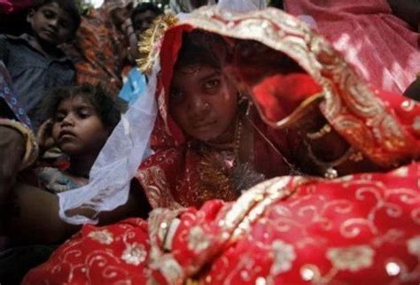 揭露全球少女童婚血泪史 最小的仅3岁！