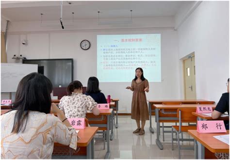 2022年国家税务总局武汉市江夏区税务局财产和行为税科业务干部培训班在我校顺利开班