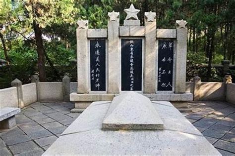 祖坟重新修有什么要注意？立碑对后代有什么好处_风水_若朴堂文化