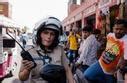 印度建女子警队威慑性犯罪 霸气女警驾摩托巡逻 _国际新闻_海峡网