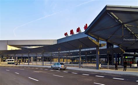 去上海虹桥机场的地铁怎么坐