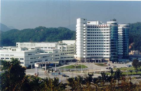 大学第六医院