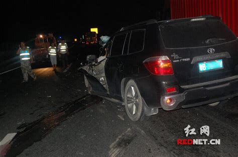 河南连霍高速公路发生36车追尾事故12人重伤_新闻中心_新浪网