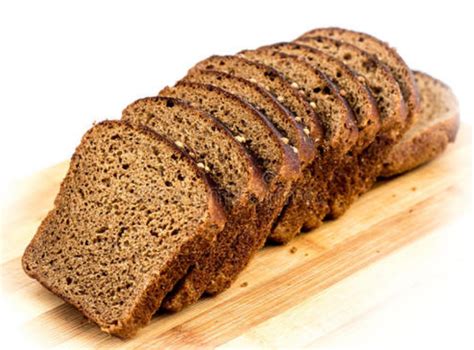 减肥吃黑麦还是全麦好 黑麦面包和全麦面包哪个更适合减肥—【NMN观察】