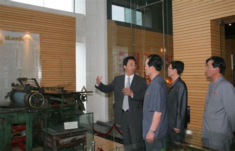 朝鲜代表团来我集团参观_集团新闻_驼人集团官方网站-www.tuoren.com 河南驼人医疗器械集团有限公司