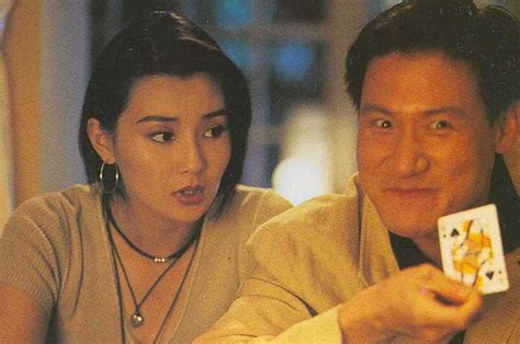 为何现在香港电影，无法超越90年代的巅峰，演员刘嘉玲说出了真相