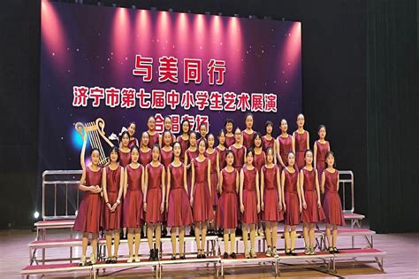 声动吾园·礼赞青春——高一年级举办校园合唱节--江苏省华罗庚中学