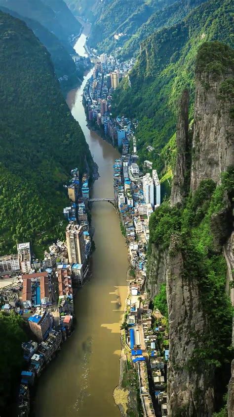世界上最狭窄的城市——云南盐津，太震撼了！（图）_国家旅游地理_探索自然 传播人文 愉悦身心