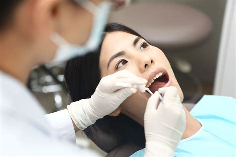 美女检查牙齿口腔元素素材下载-正版素材400675153-摄图网