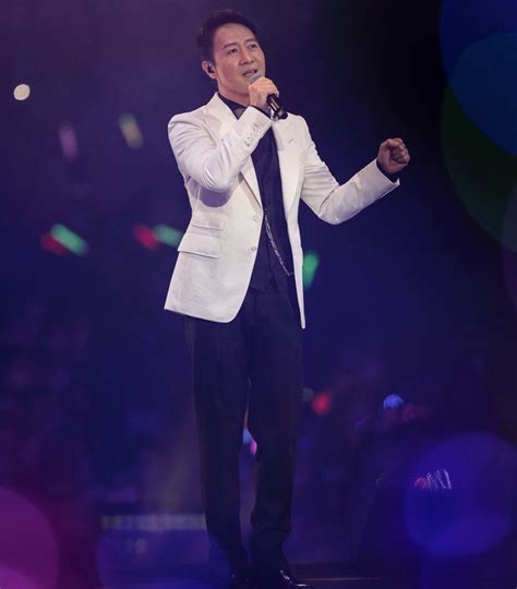 四大天王：刘德华中国巡回演唱会上海站完整版，绝对震撼！_腾讯视频