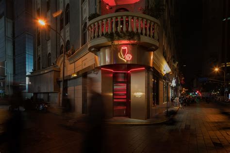郑州农科路酒吧休闲街：期待与留郑的你共赏“灯光大秀”-大河网