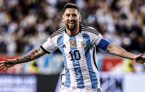 阿根廷1-0击败乌拉圭，梅西中流砥柱_东方体育