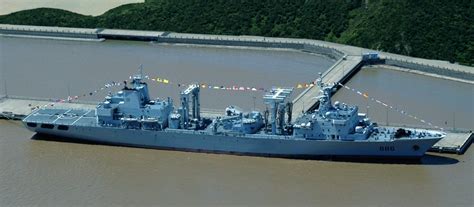 901型补给舰两艘服役两艘在建 或暗示解放军航母总量_手机新浪网