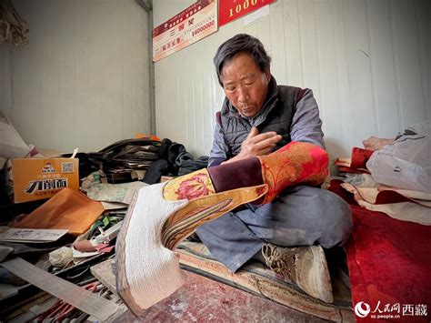 拉萨市俊巴村：皮具加工助力百姓增收_西藏头条网