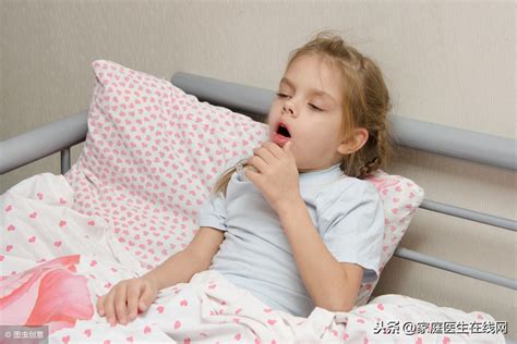 咳嗽可以吃鸡蛋吗（孩子咳嗽期间，这5种食物别摆在餐桌上） | 说明书网