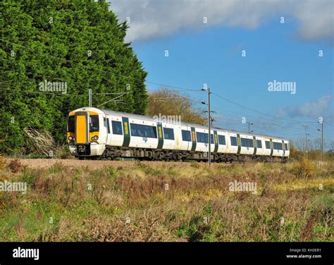 A class 387 electric multiple unit working a Great Western Railway ...