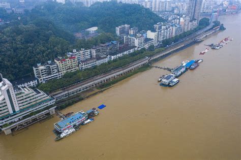 今年珠江流域河流反复超警，西江北江多次洪水已同历史最多年份持平