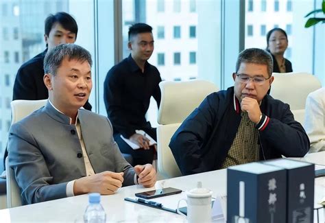 杭州河南商会代表团参加2018年海内外河南商会会长会议