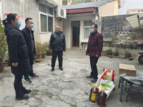 新县县委统战部对宗教活动场所进行走访慰问和节前安全检查
