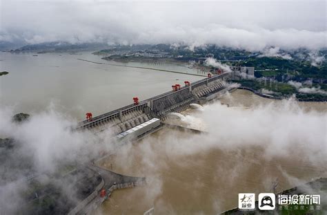 震撼！三峡大坝开启10孔泄洪，作用很关键！_国内新闻_大众网