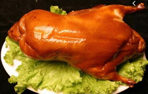 正宗北京果木烤鸭加盟，果木脆皮烤鸭技术_北京某个时间餐饮管理有限公司