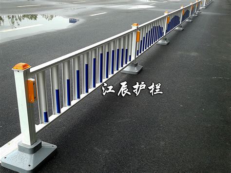 贺州交通护栏厂家价格价格、报价-常州江辰锌钢护栏