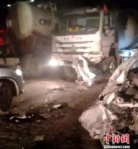 龙正镇发生惨烈交通事故 一地碎渣-仁寿论坛-麻辣社区