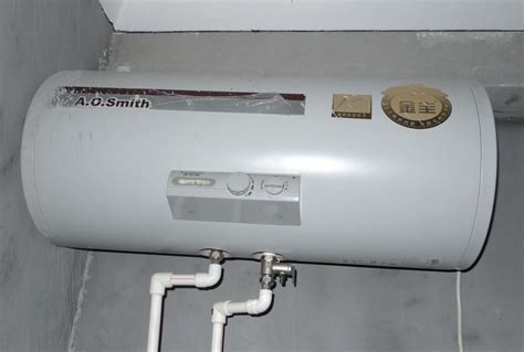 家里热水管安装循环器做成零冷水系统如何不缩短燃气热水器寿命？|热水|智控|水箱_新浪新闻