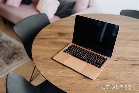 MacBook Air 2018上手评测 | 果核评测室_原创_新浪众测